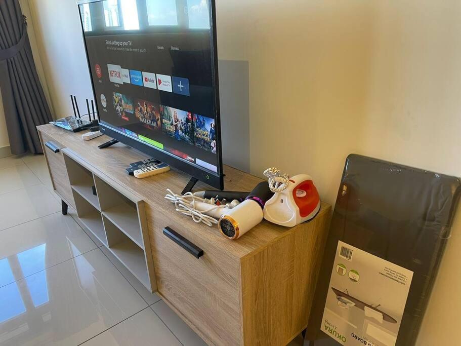 Meridin Medini By Wp Homestay Nusajaya  Luaran gambar