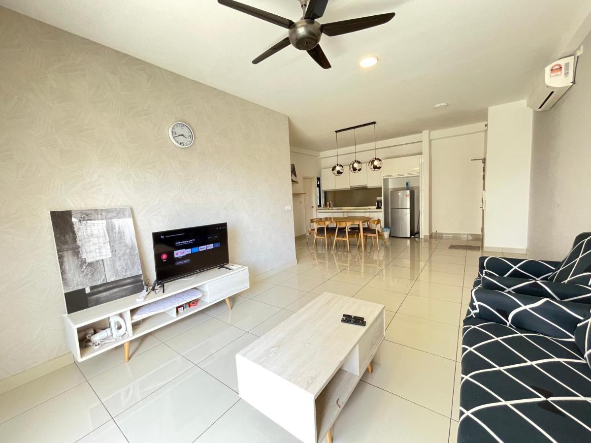 Meridin Medini By Wp Homestay Nusajaya  Luaran gambar