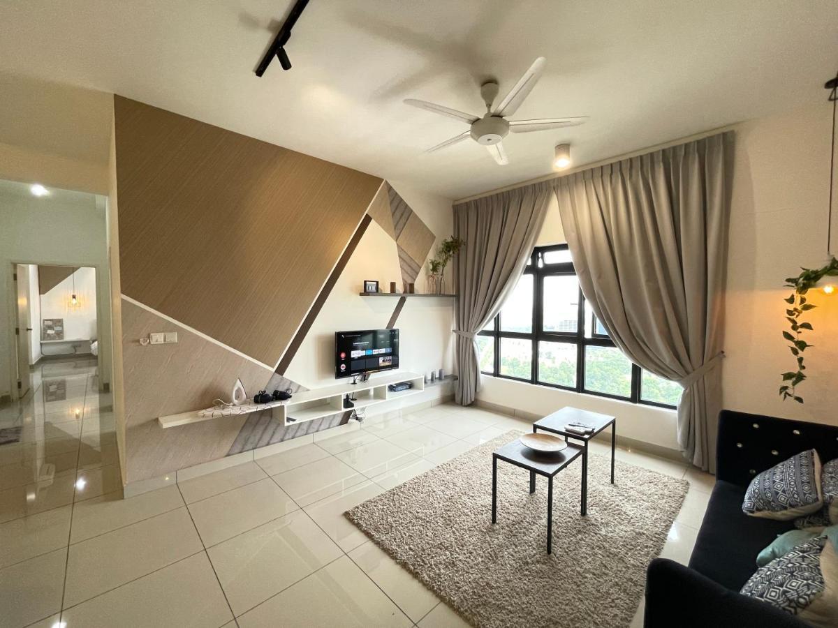 Meridin Medini By Wp Homestay Nusajaya  Luaran gambar