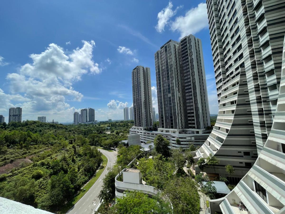 Meridin Medini By Wp Homestay Nusajaya  Luaran gambar