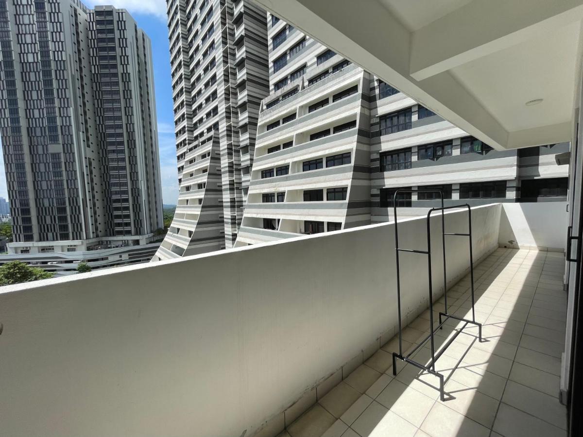 Meridin Medini By Wp Homestay Nusajaya  Luaran gambar