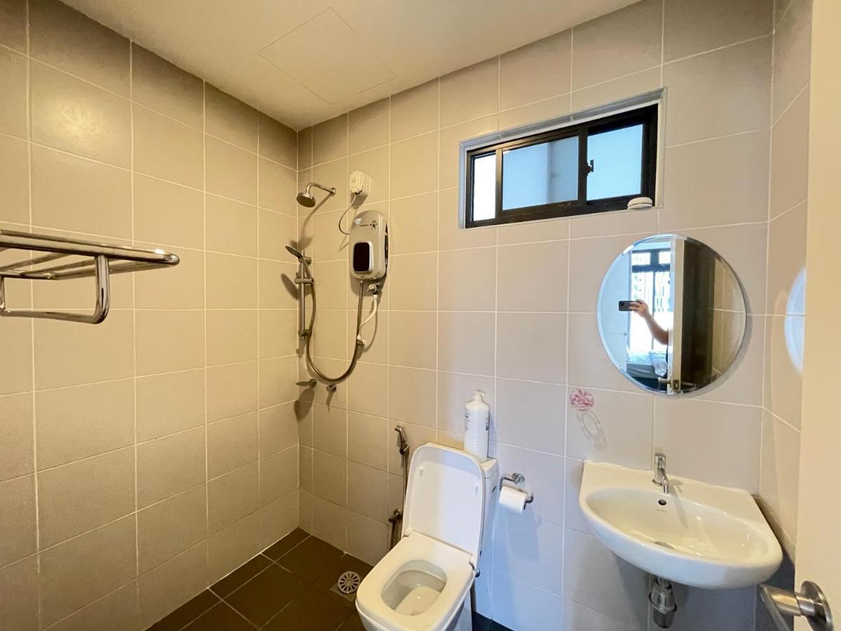 Meridin Medini By Wp Homestay Nusajaya  Luaran gambar