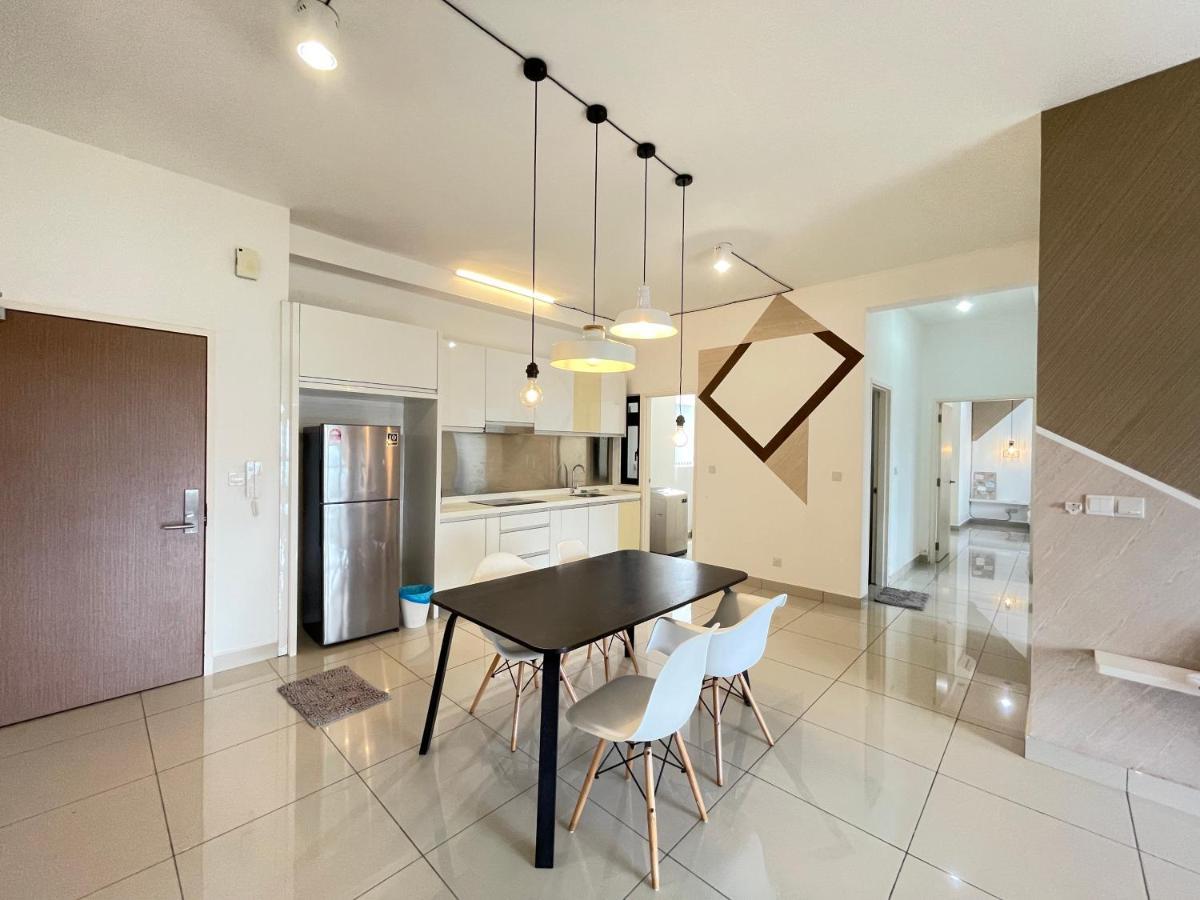 Meridin Medini By Wp Homestay Nusajaya  Luaran gambar
